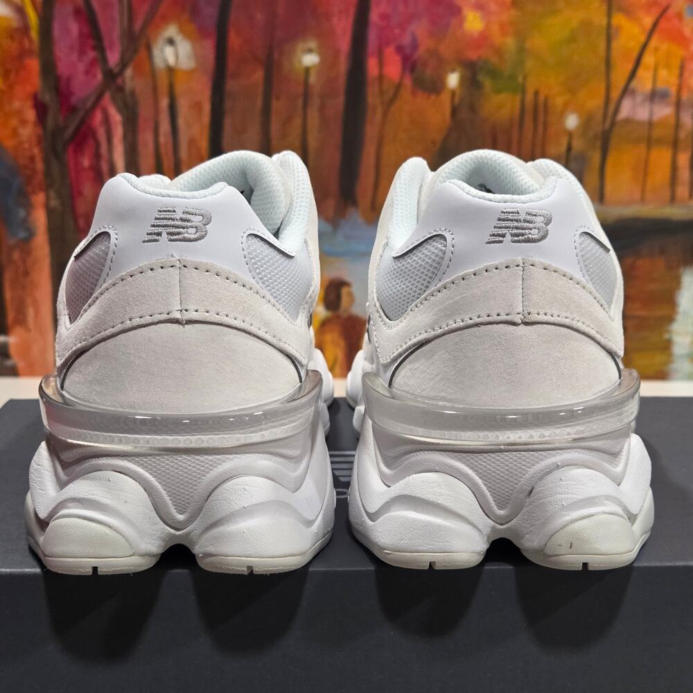 New Balance 9060 Triple White Size 10 Men's Running Shoes U906027Z - Picture 5 of 8
